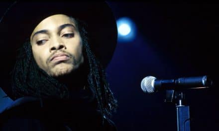 <span style="color:#e66a05">TERENCE TRENT D’ARBY</span> died in the Olympus of music, giving way to <span style="color:#e66a05">SANANDA MAITREYA</span>, an independent artist